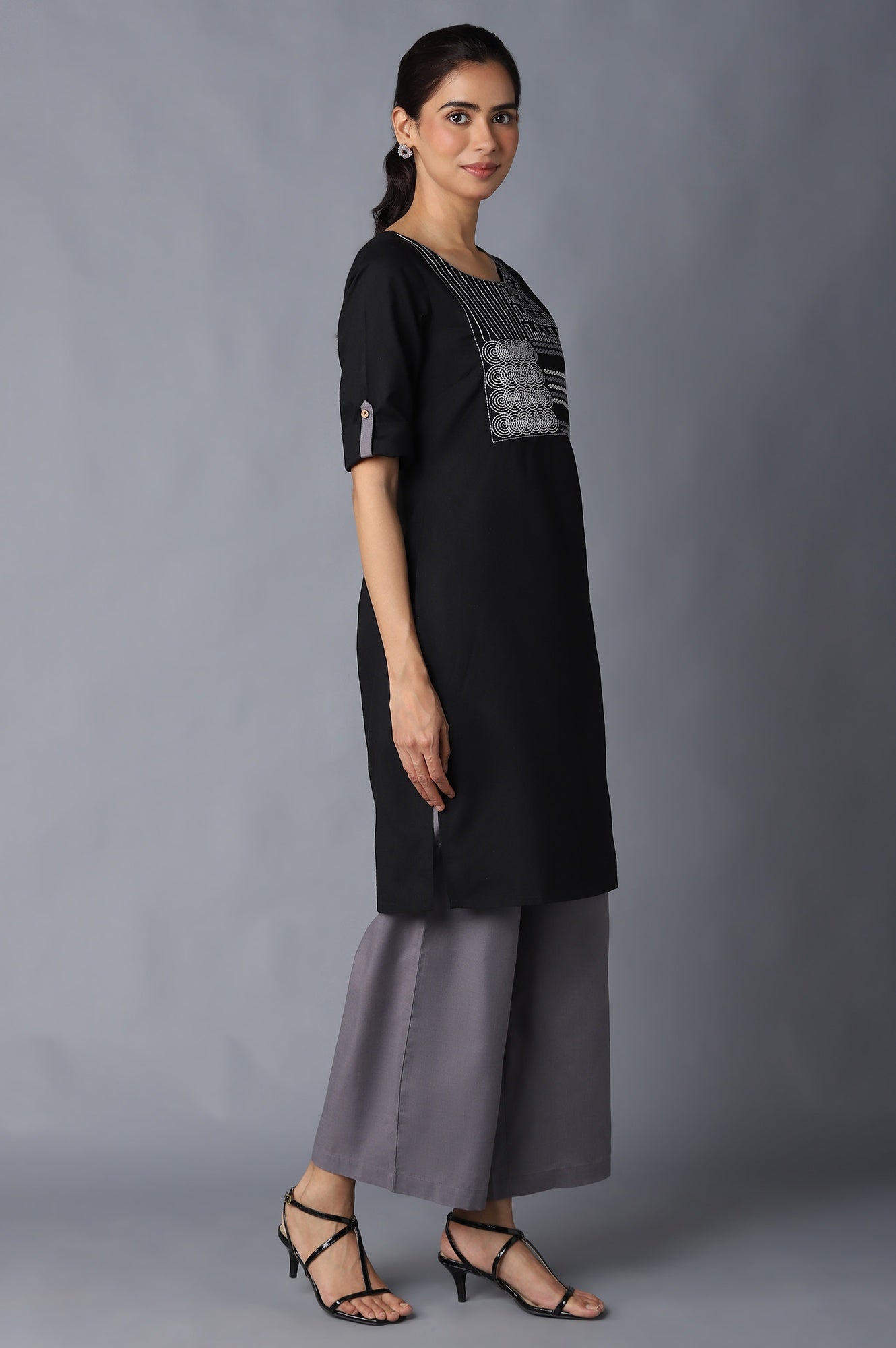 Aure Collection By Aurelia Black Solid Ethnic kurta With Grey Straight Palazzo