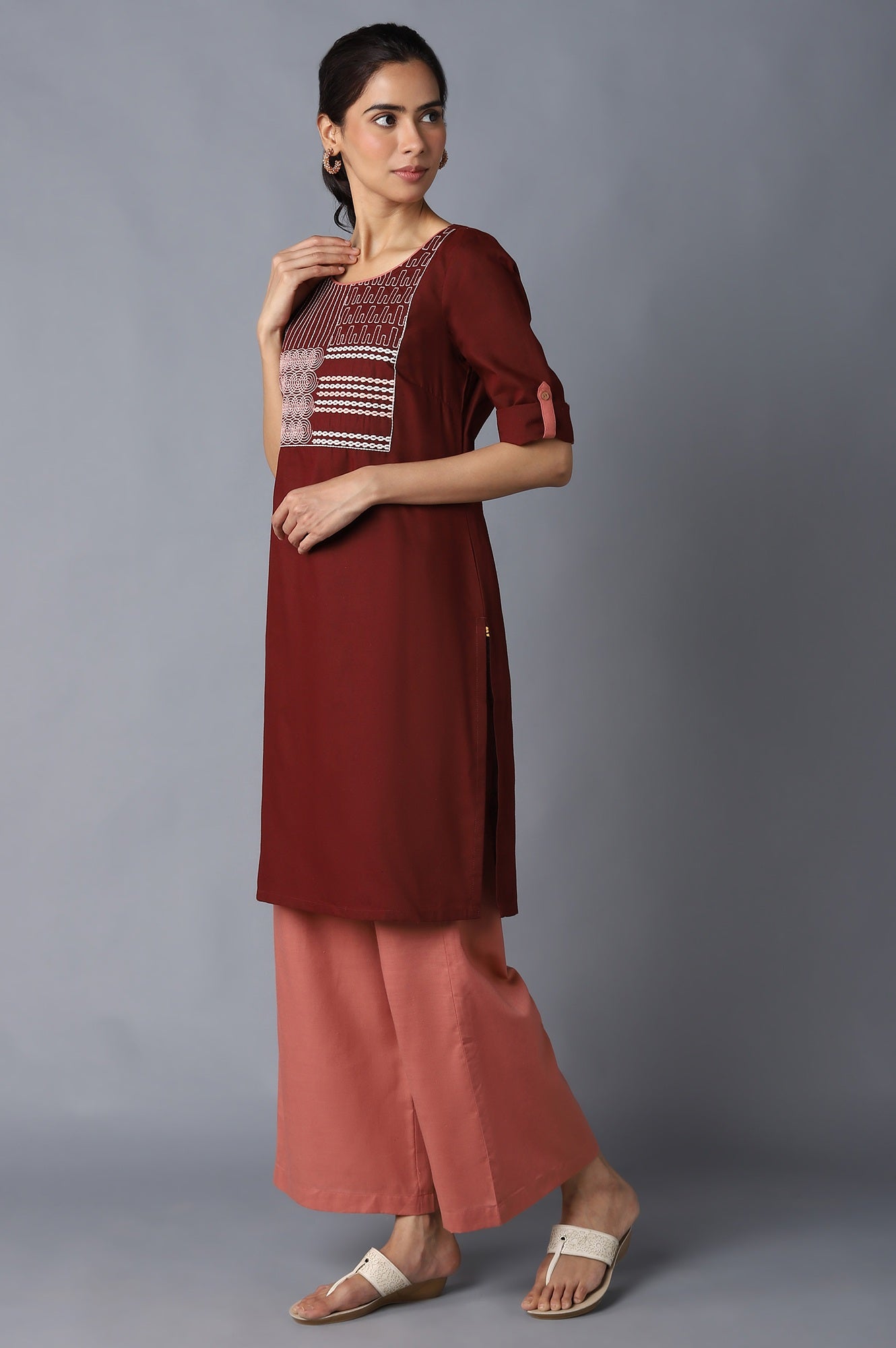 Aure Collection By Aurelia Red Solid Ethnic kurta With Peach Straight Palazzo