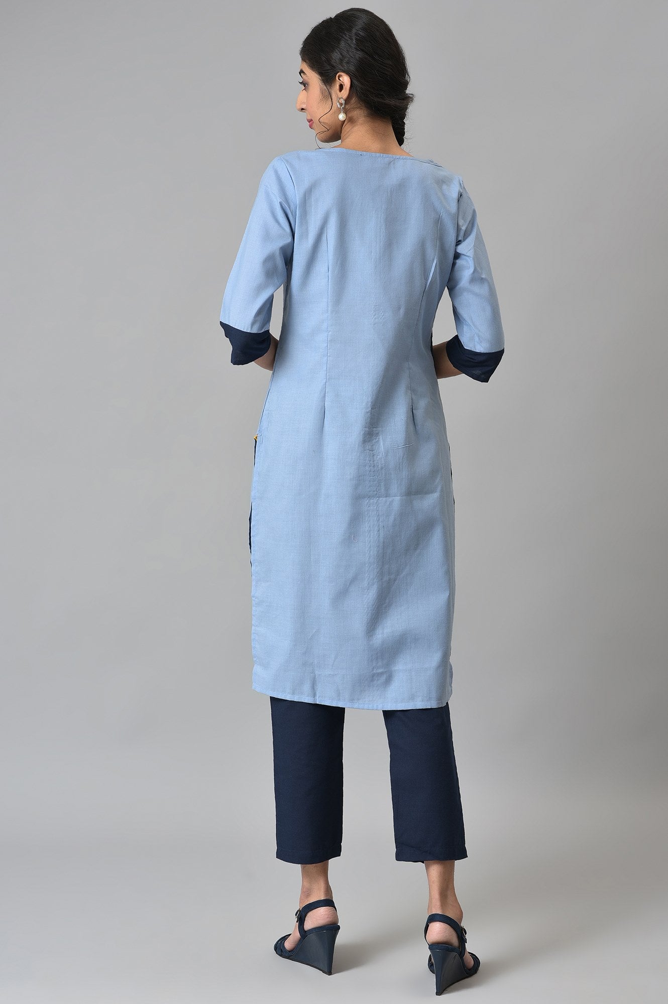 Blue Colour Block kurta With Trousers