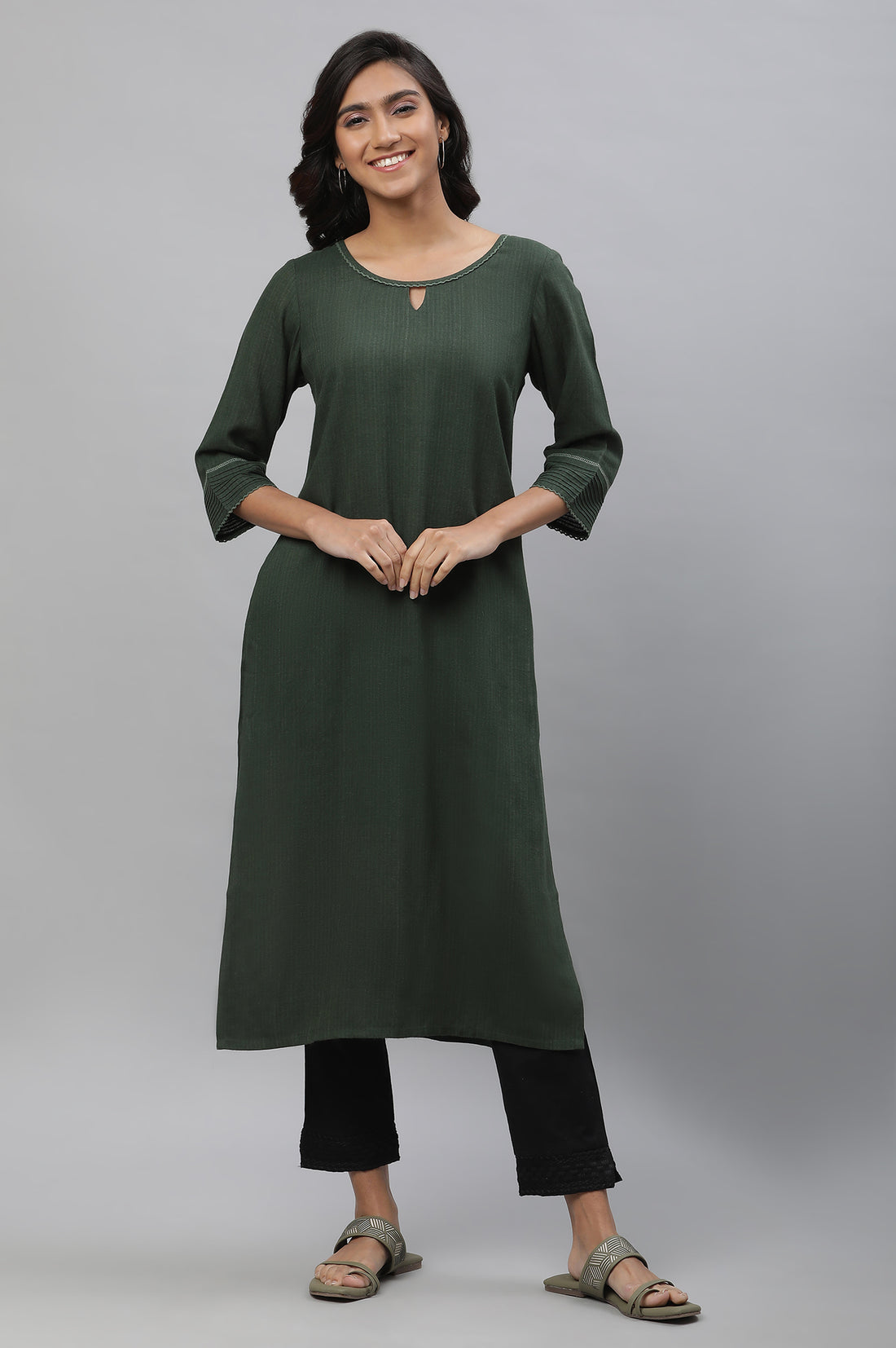 Green Yarn Dyed Straight Kurta with Lace