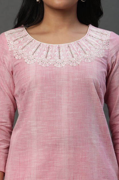 Pink Yarn Dyed Cotton Embroidered Kurta