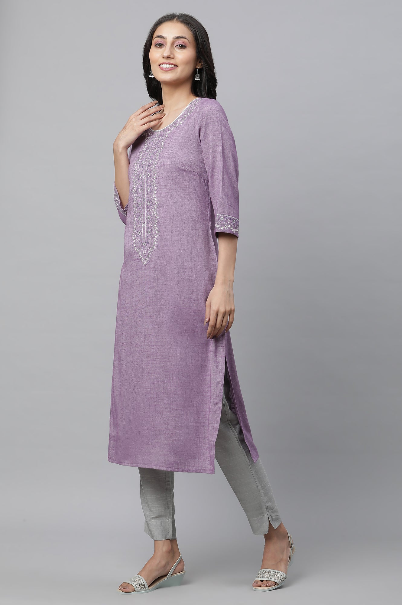 Purple Embroidered Textured Kurta