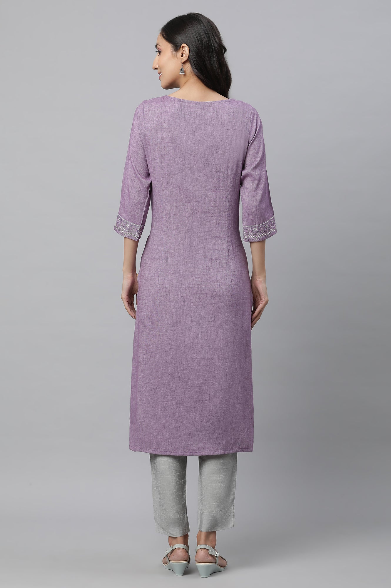 Purple Embroidered Textured Kurta