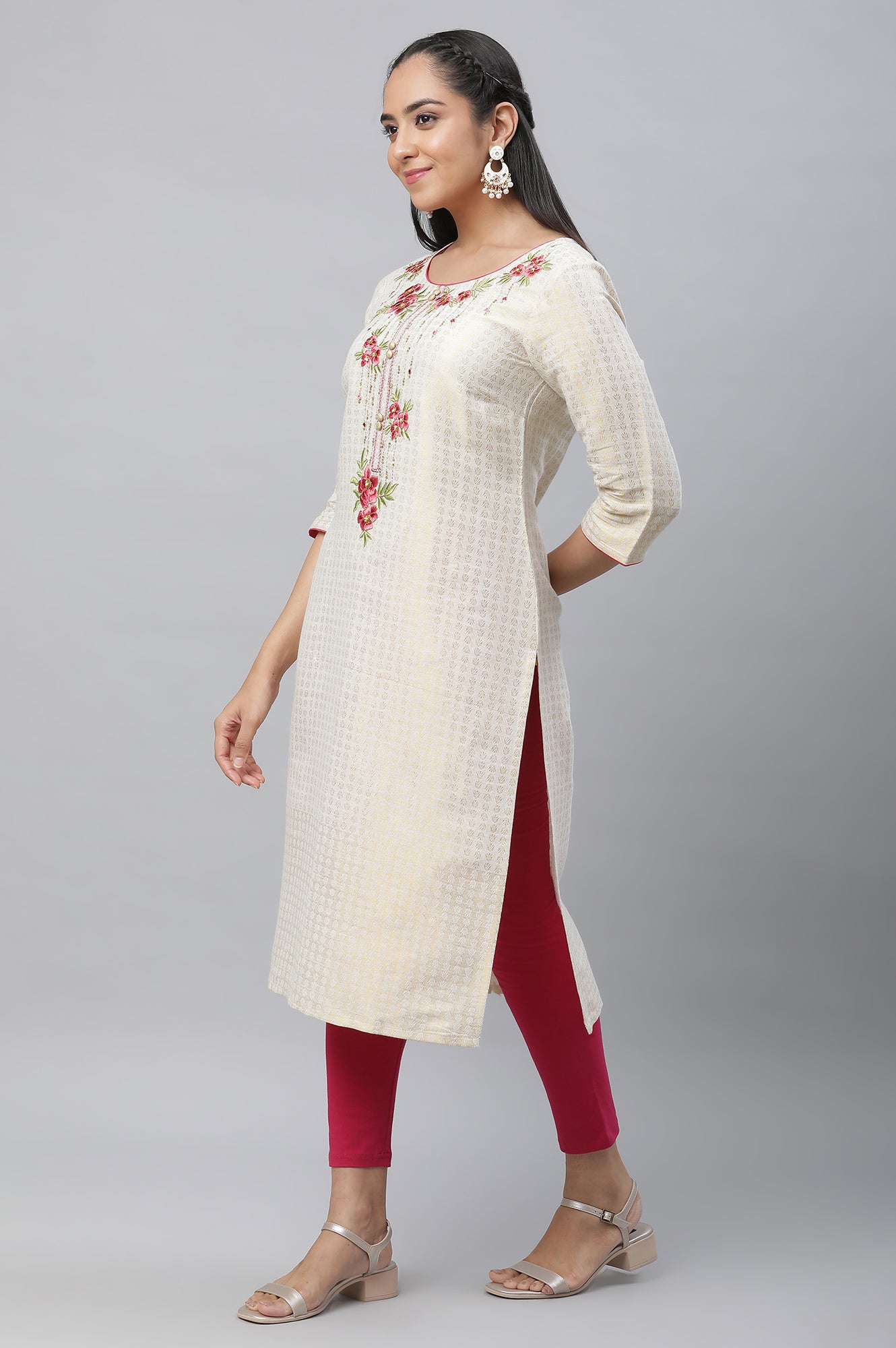 Off-White Embellished Kurta