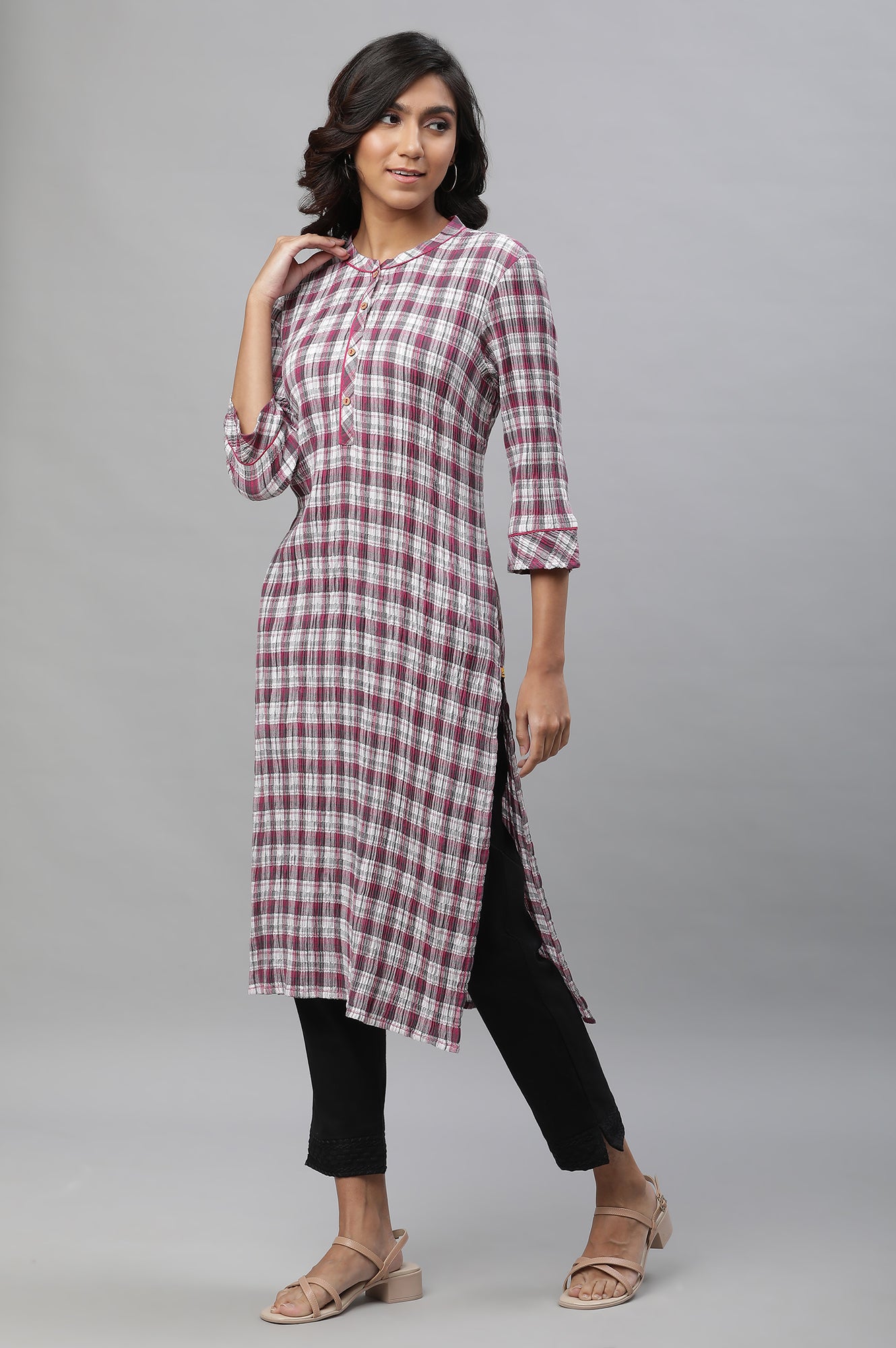 White &amp; Magenta Check Printed Casual Kurta