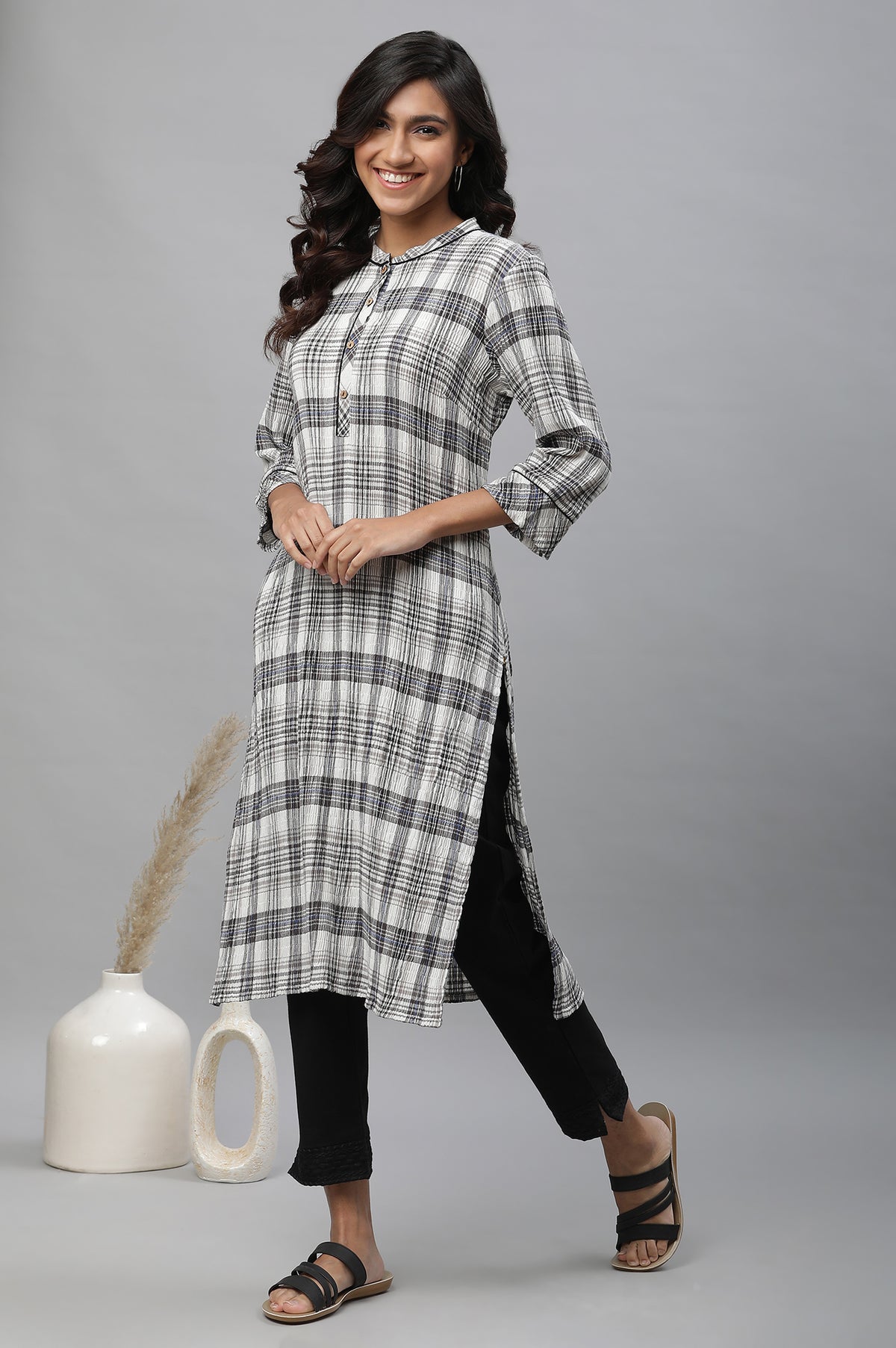 White & Black Check Printed Casual Kurta - XS