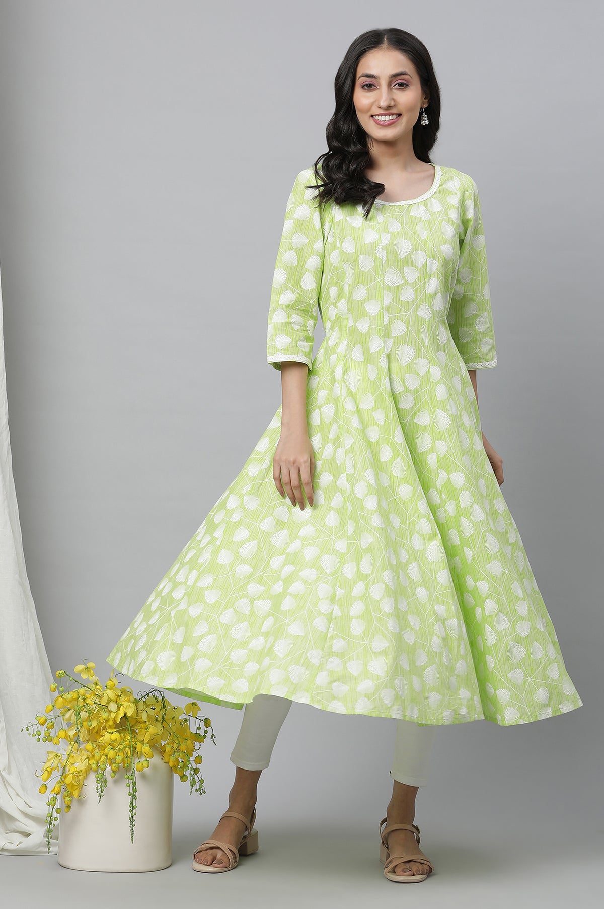 Green Floral Printed Cotton Kurta - XS
