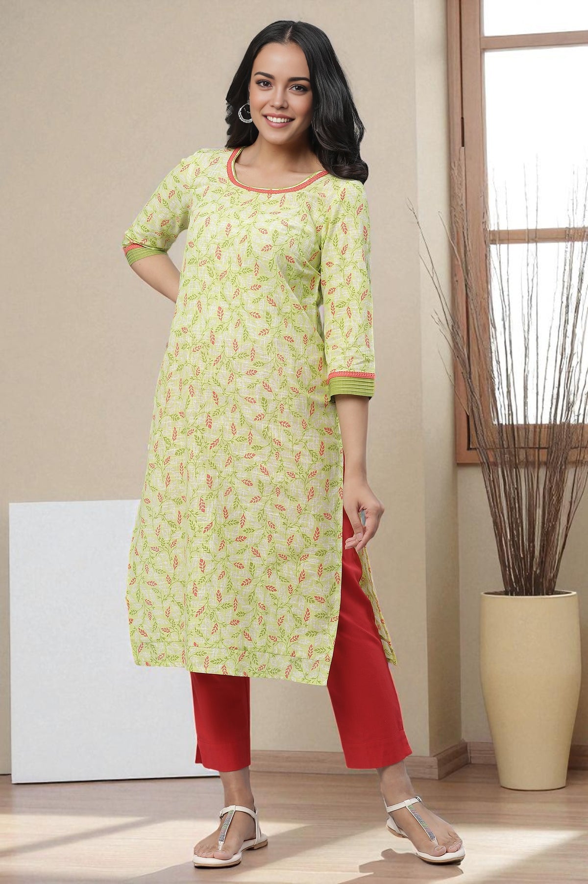 Green Floral Printed Lace Straight Kurta - XS