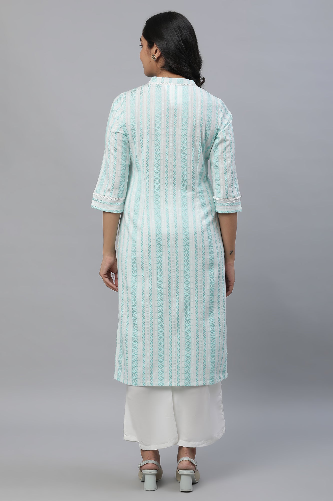 Three Quarter Sleeves Kurta