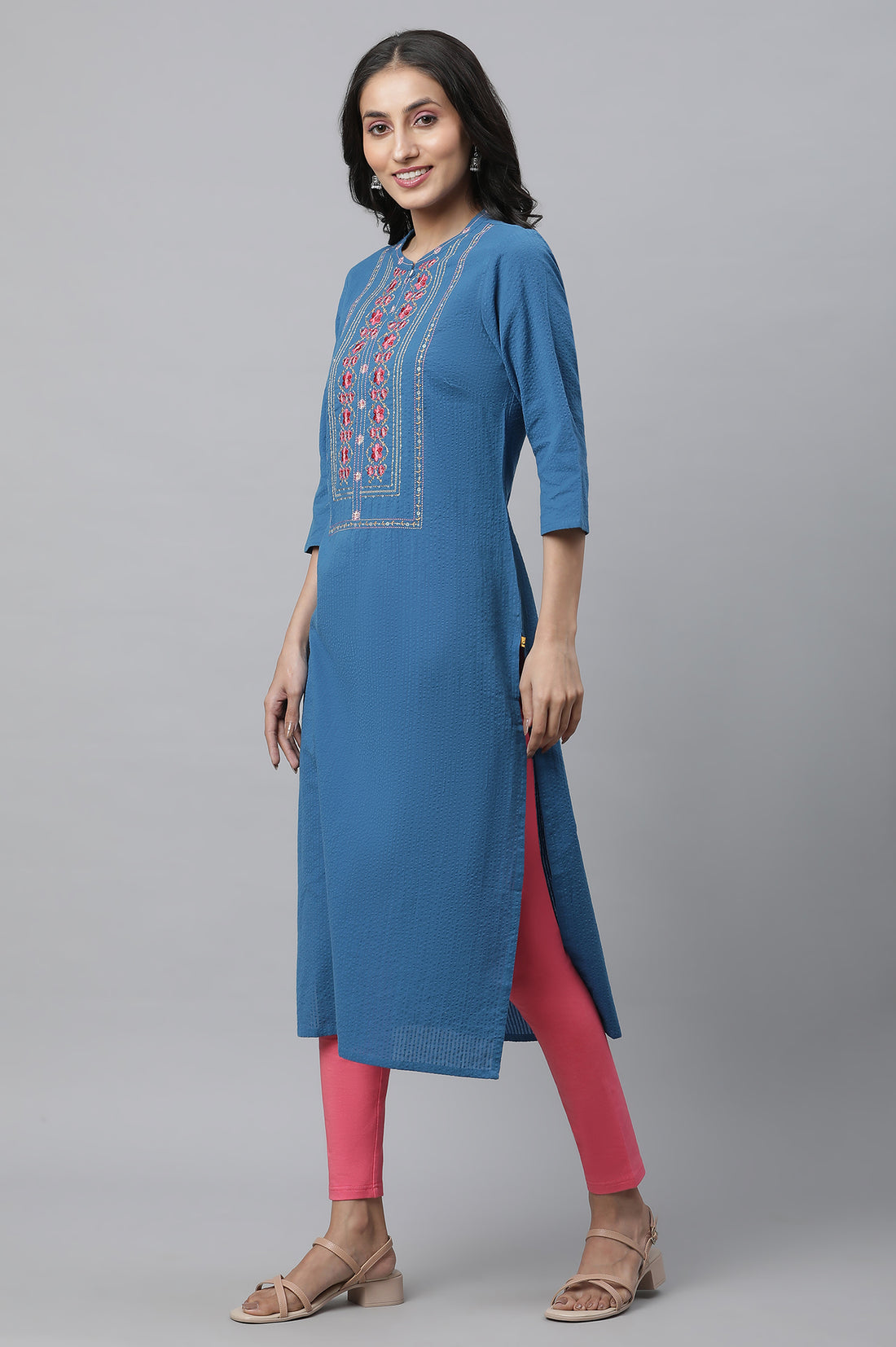 Blue Solid Embroidered Straight Cotton Kurta