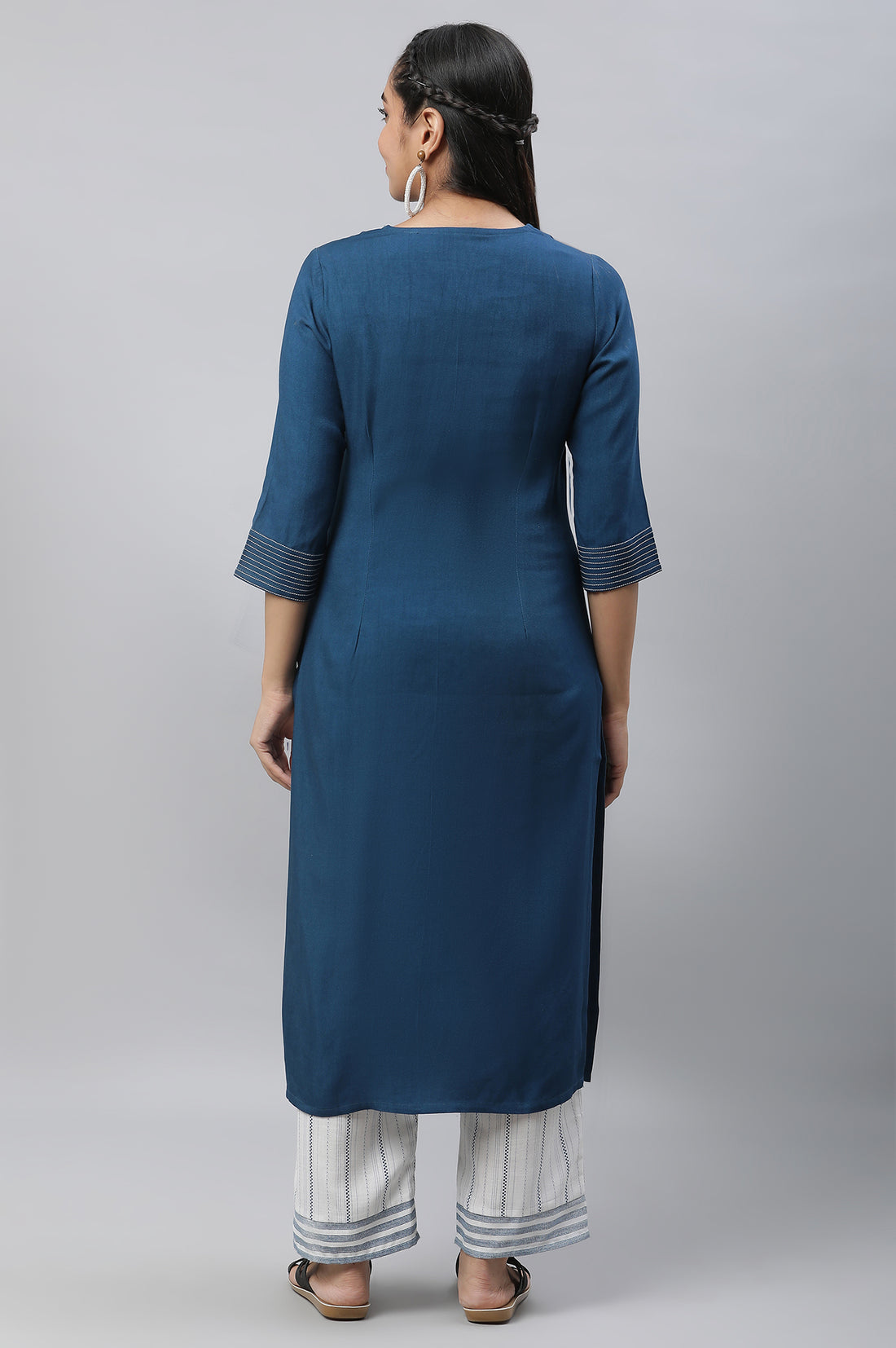 Blue Embroidered Rayon Straight Kurta