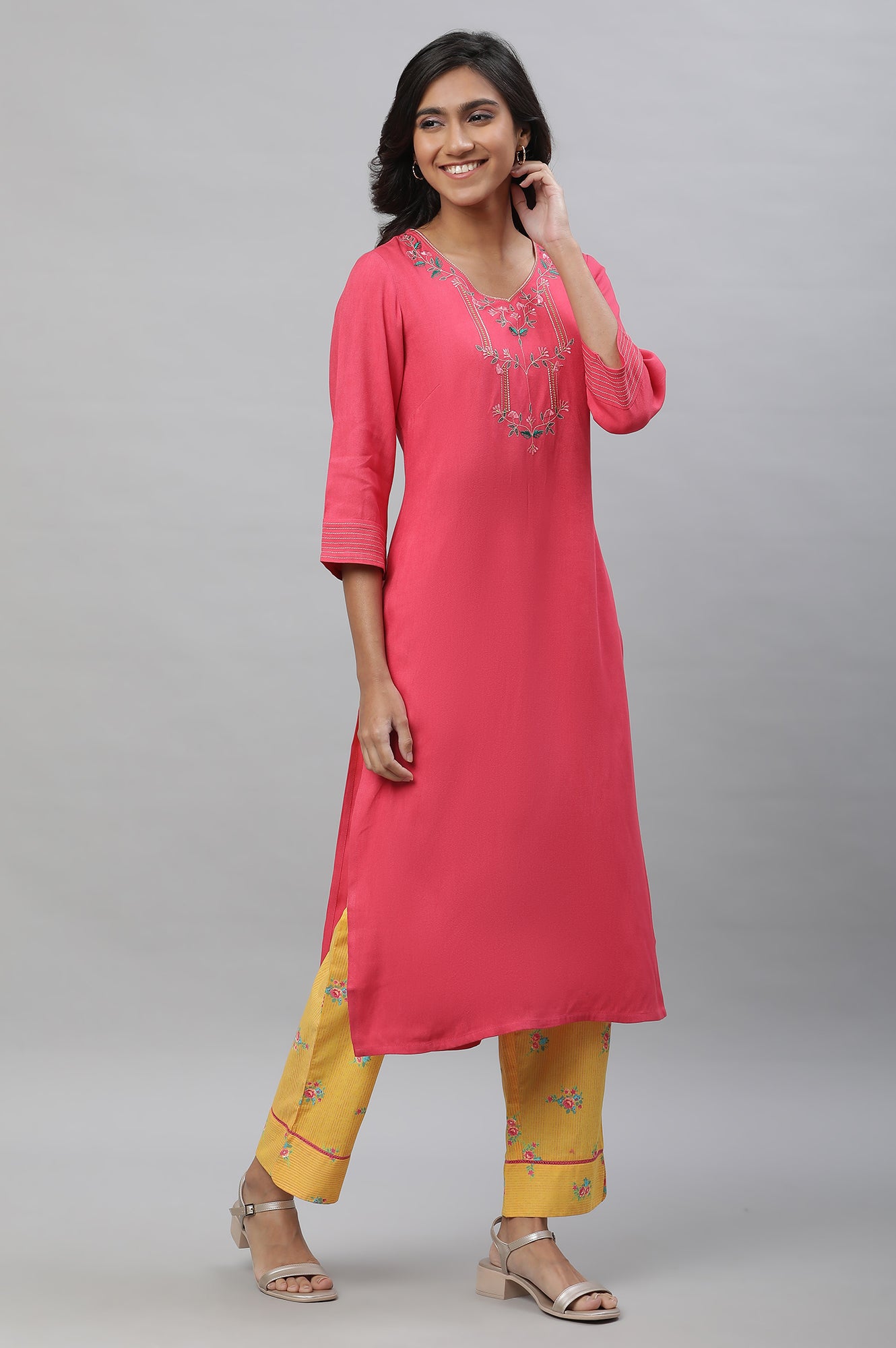 Pink Solid Embroidered Kurta