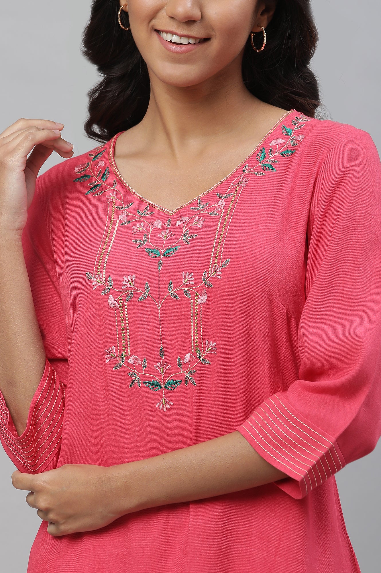 Pink Solid Embroidered Kurta