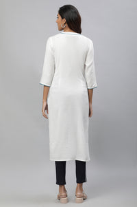 White Floral Embroidered Straight Cotton Kurta
