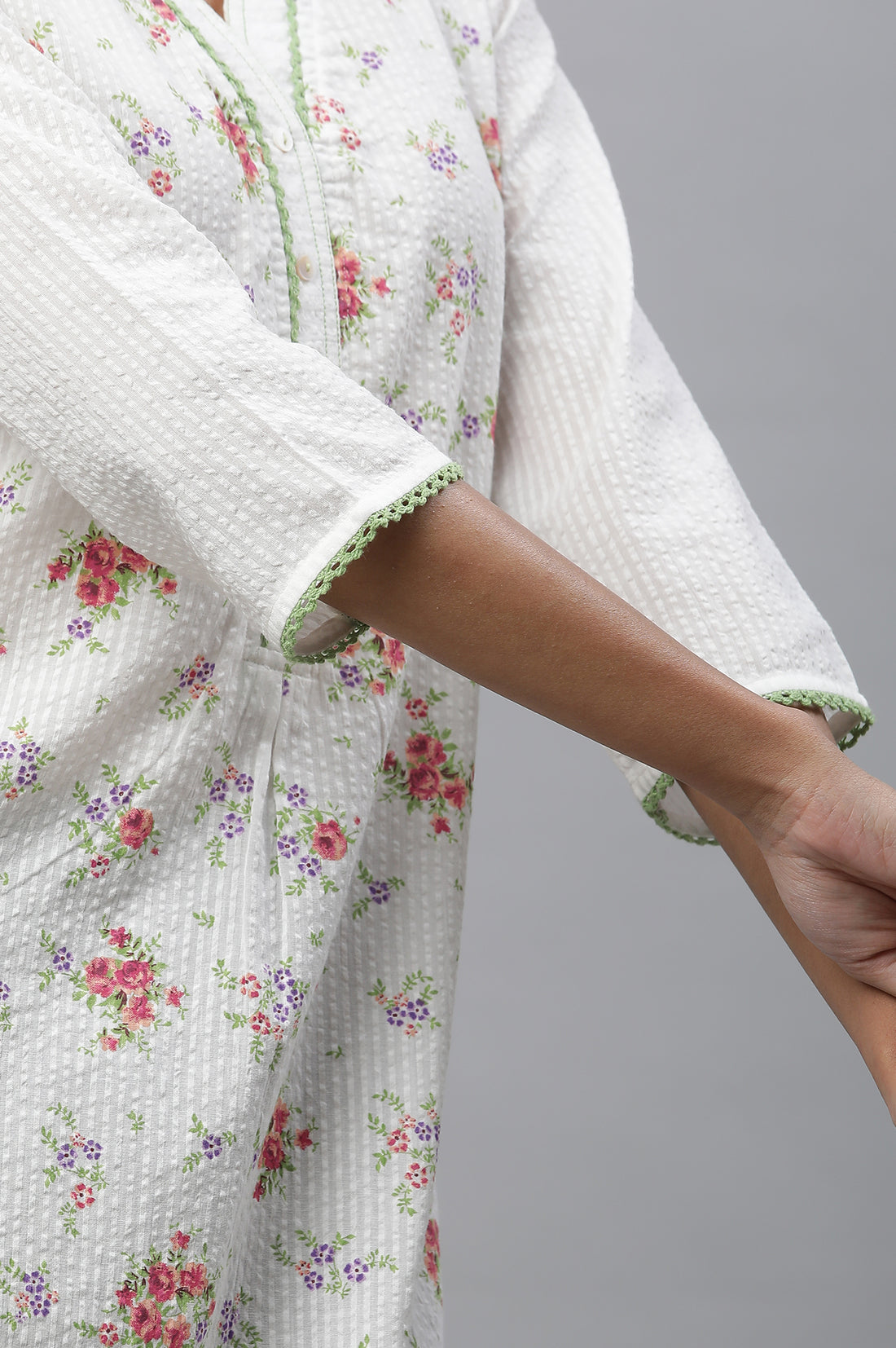 White Textured Cotton Kurta with Pink Floral Print