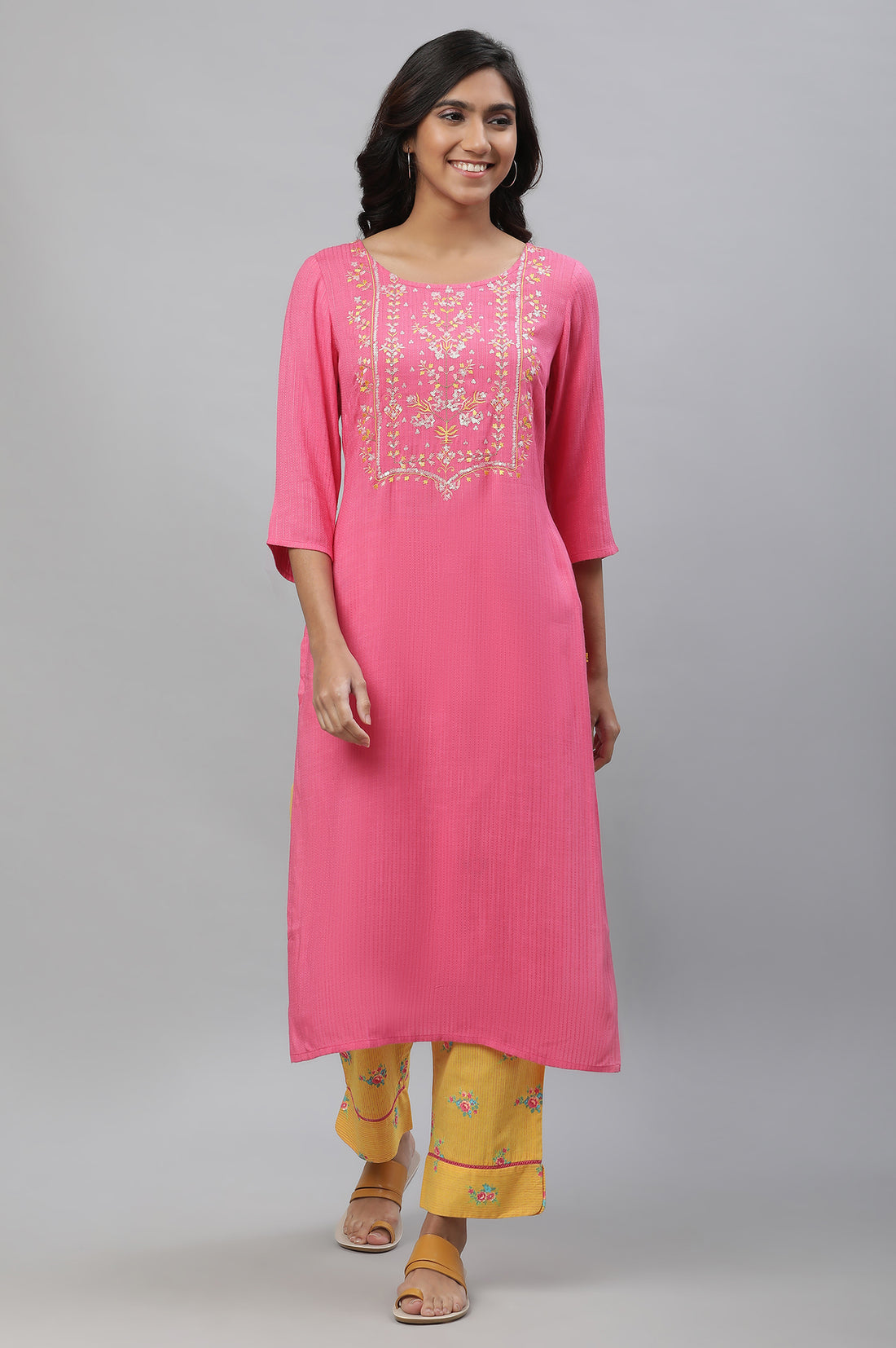 Pink Embroidered Rayon Straight Ethnic Kurta