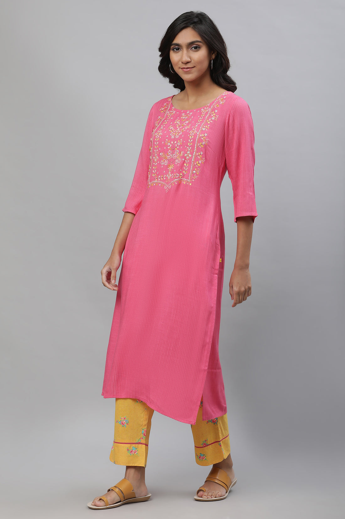 Pink Embroidered Rayon Straight Ethnic Kurta