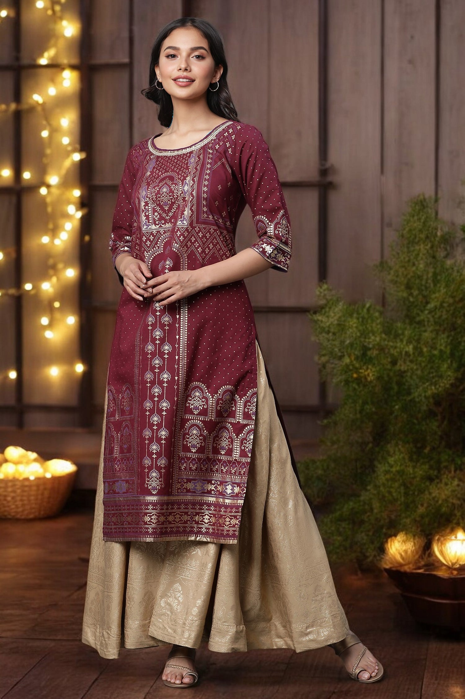 Maroon Foil Printed Kurta with Sequin Detailing