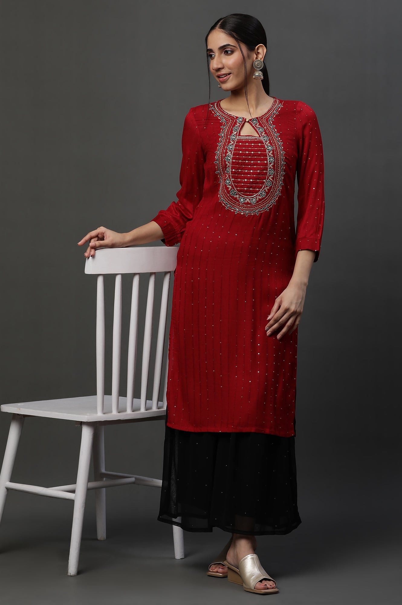 Red Metallic Embroidered Ethnic Kurta