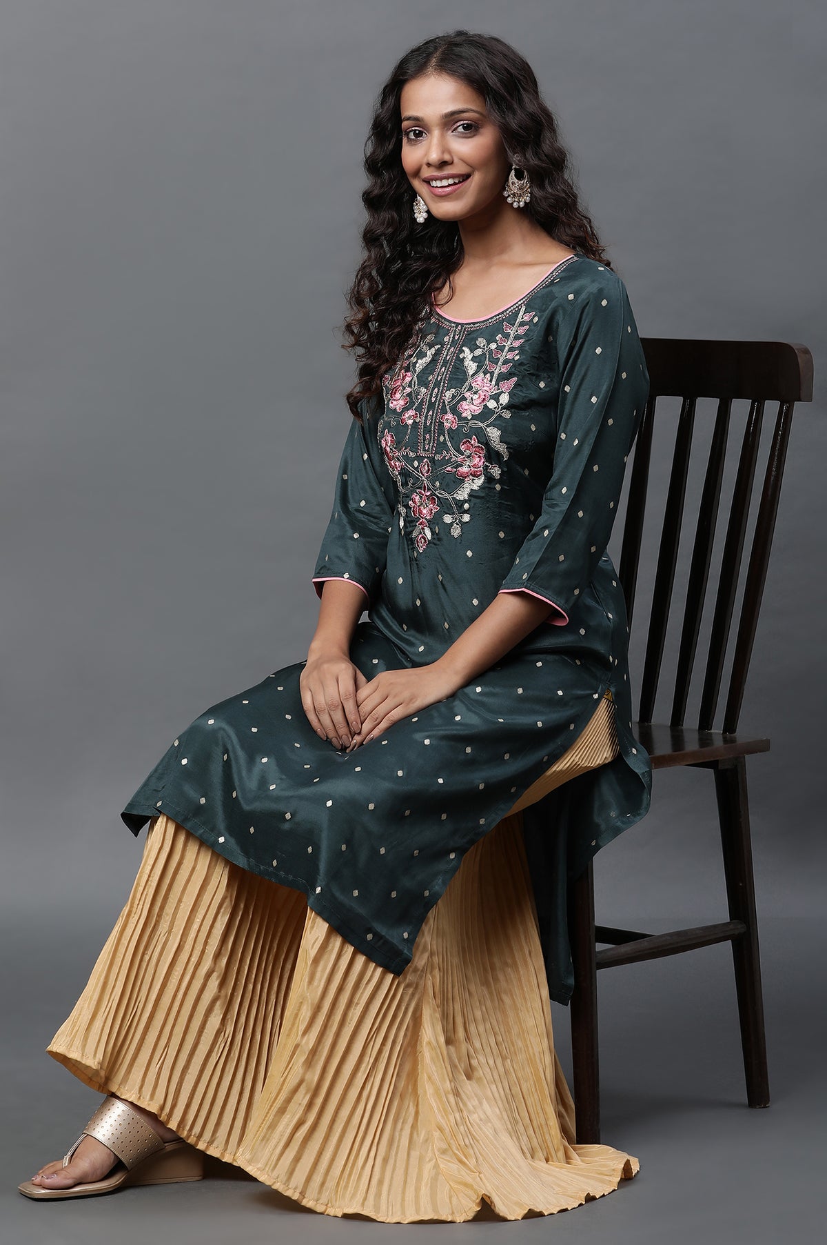 Dark Green Zari Embroidered Shantung Kurta - XS