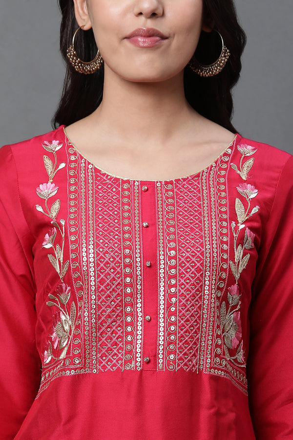 Red Geometric Embroidered Sequined Straight Kurta