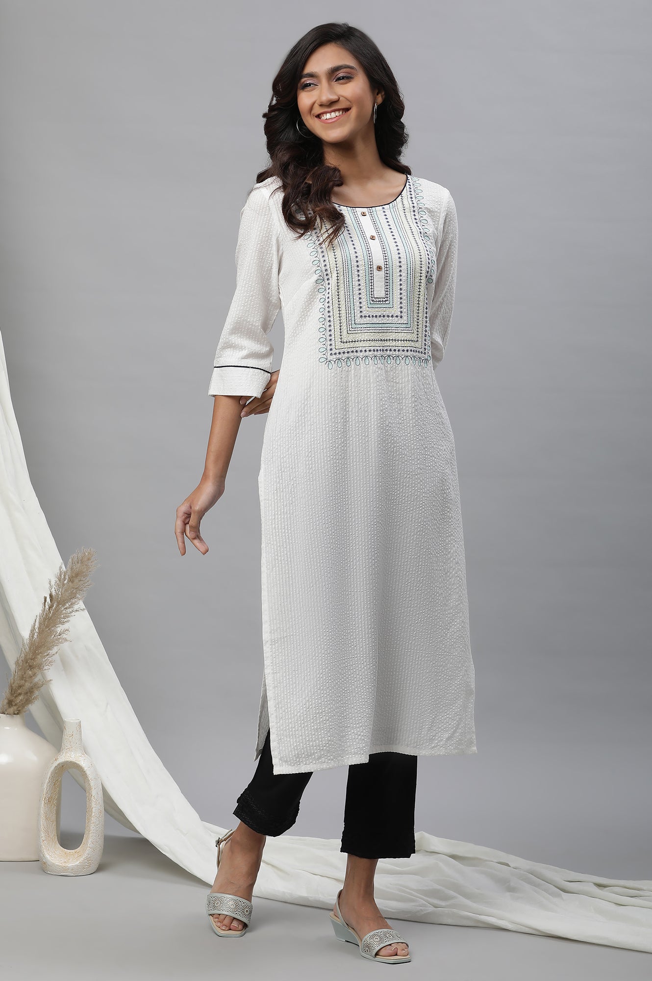 White Embroidered Seer Sucker Kurta