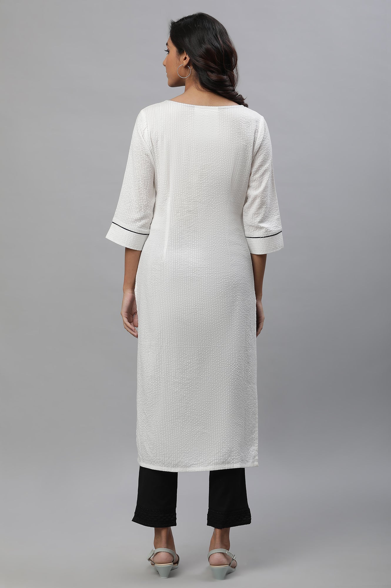 White Embroidered Seer Sucker Kurta