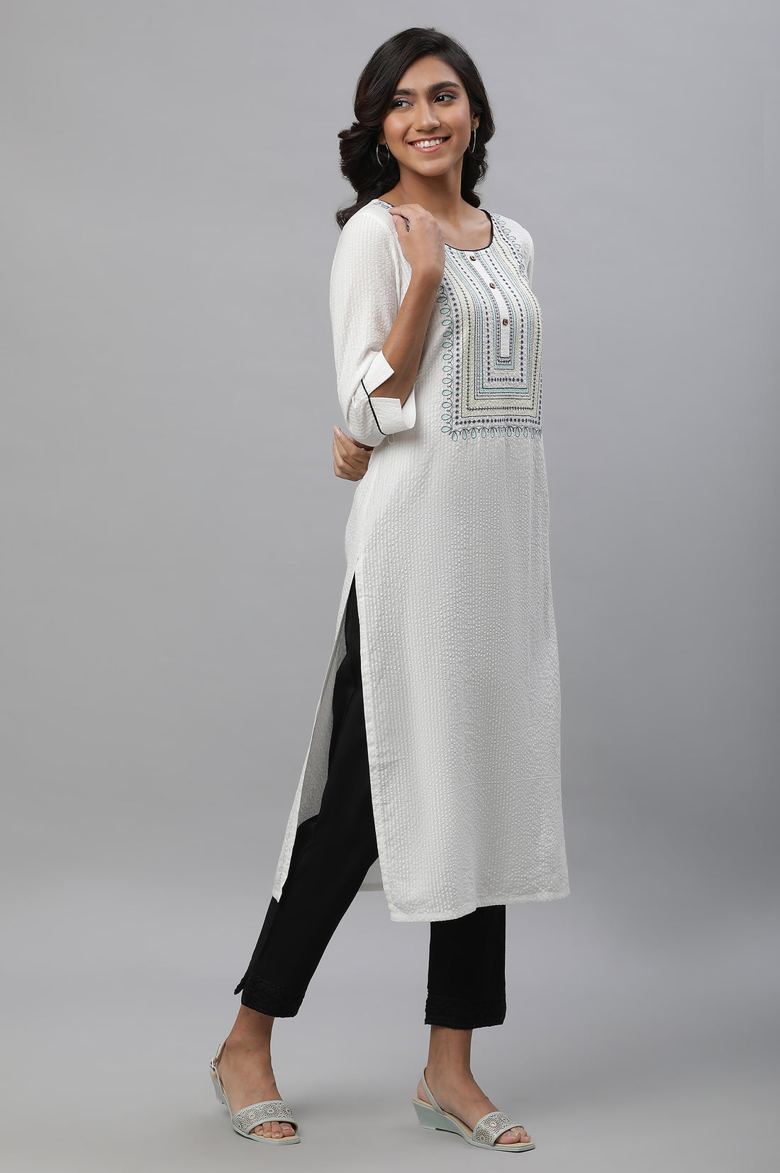 White Embroidered Textured Cotton Kurta