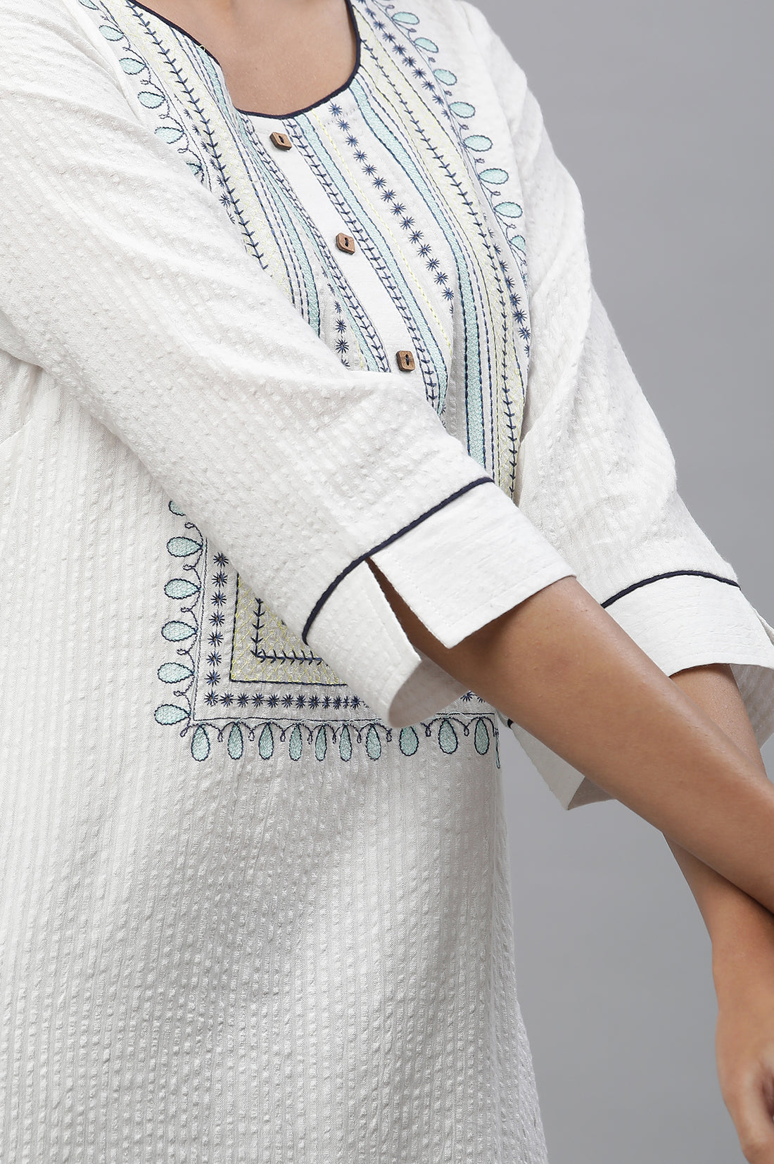 White Embroidered Textured Cotton Kurta