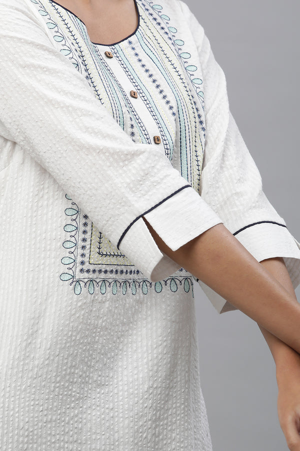 White Embroidered Textured Cotton Kurta