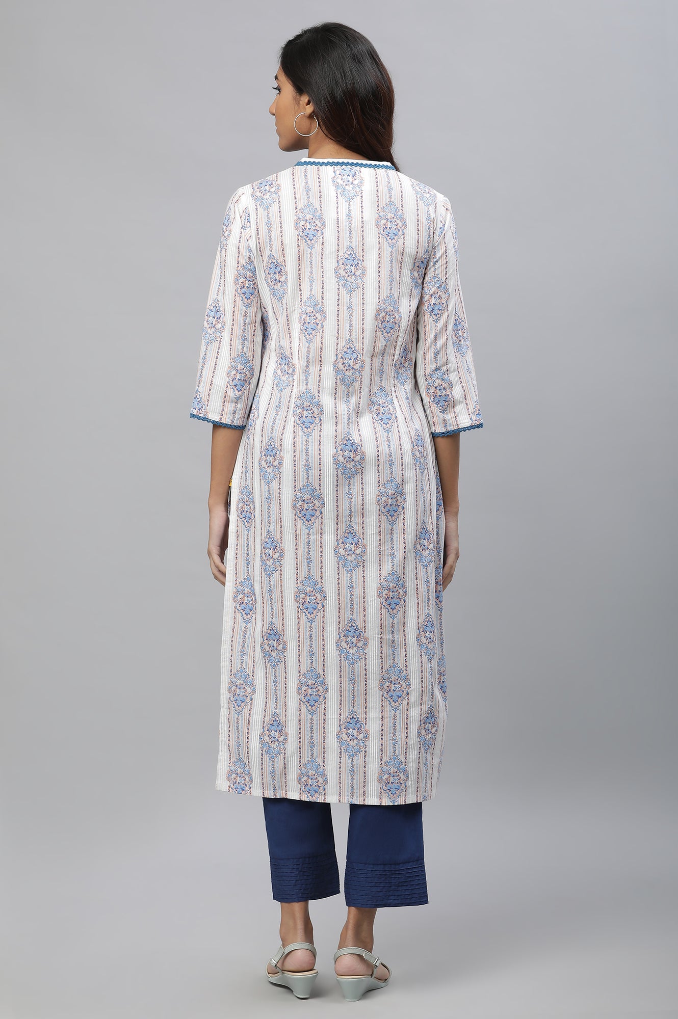 White &amp; Blue Printed Straight Kurta