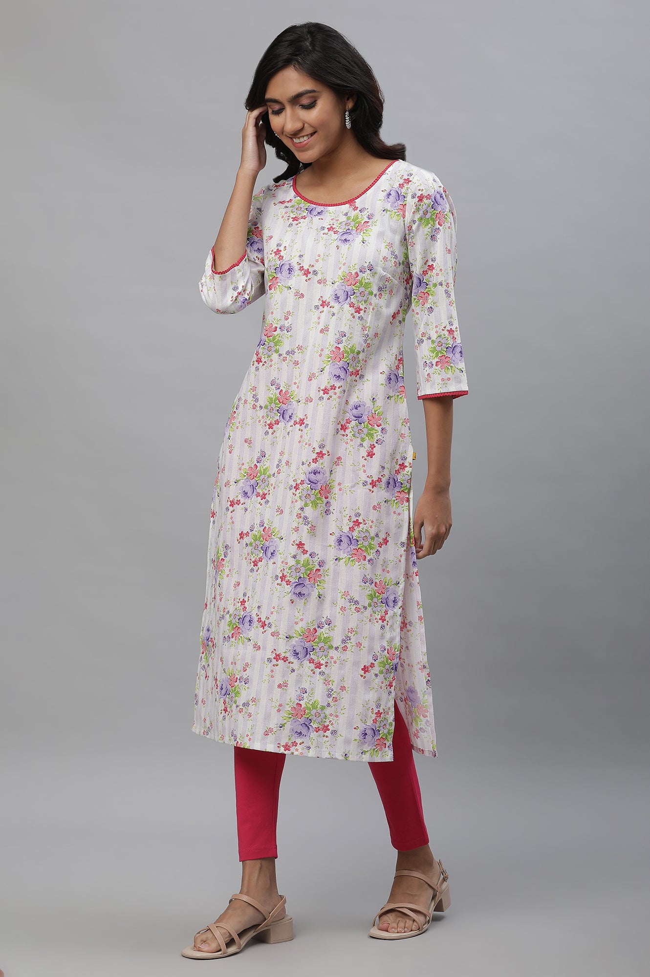 White &amp; Purple Floral Printed Kurta