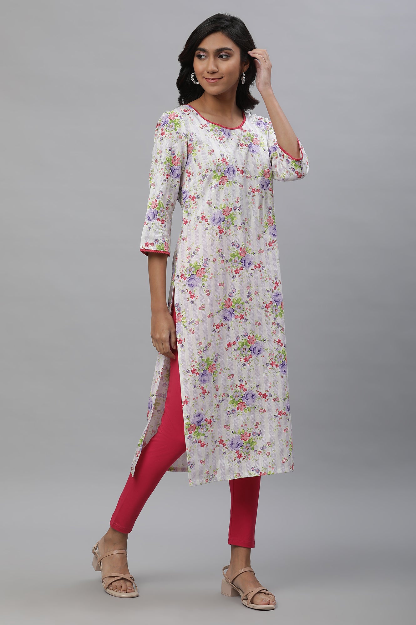 White &amp; Purple Floral Printed Kurta