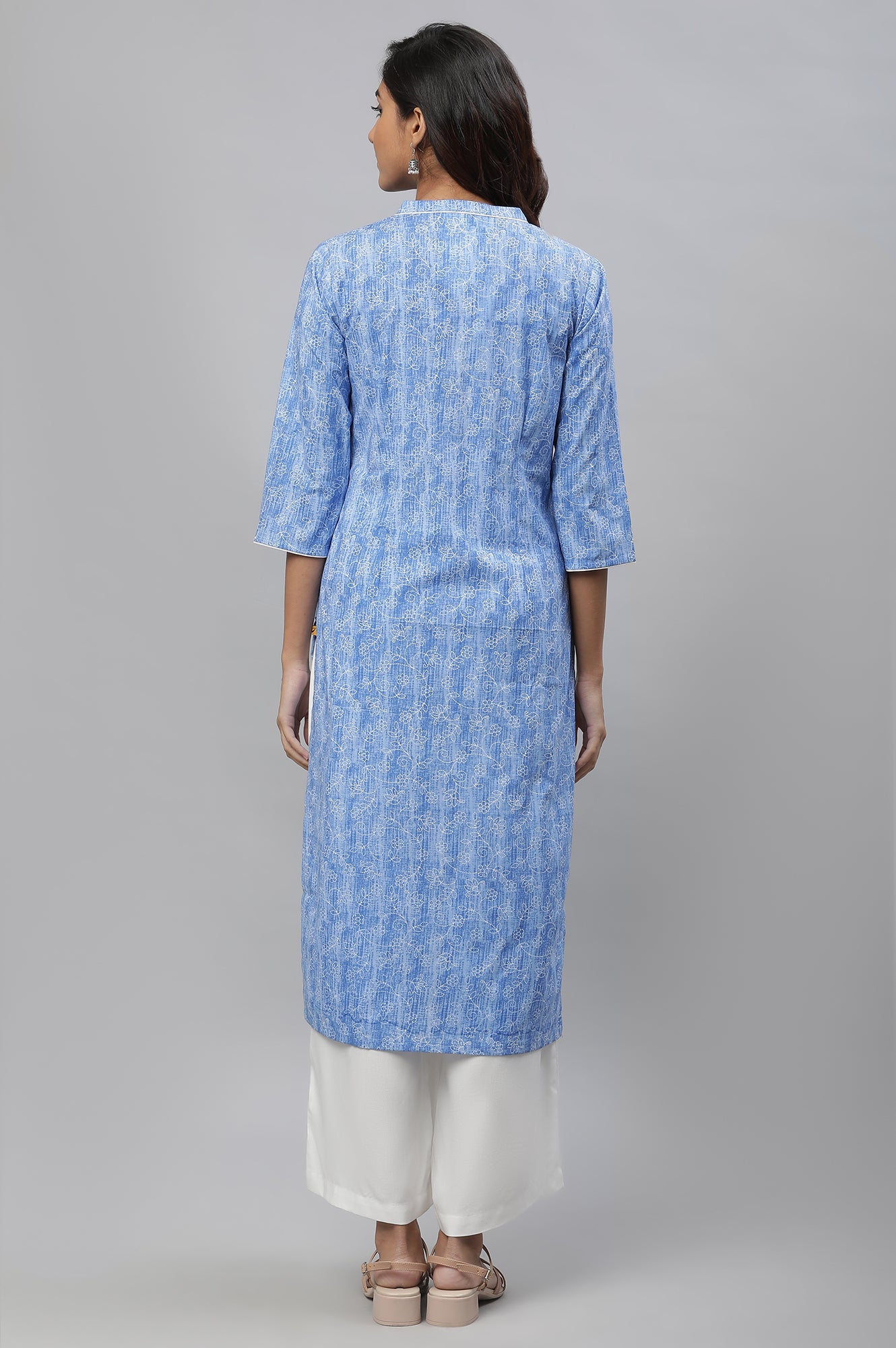 Blue Floral Printed Straight Kurta