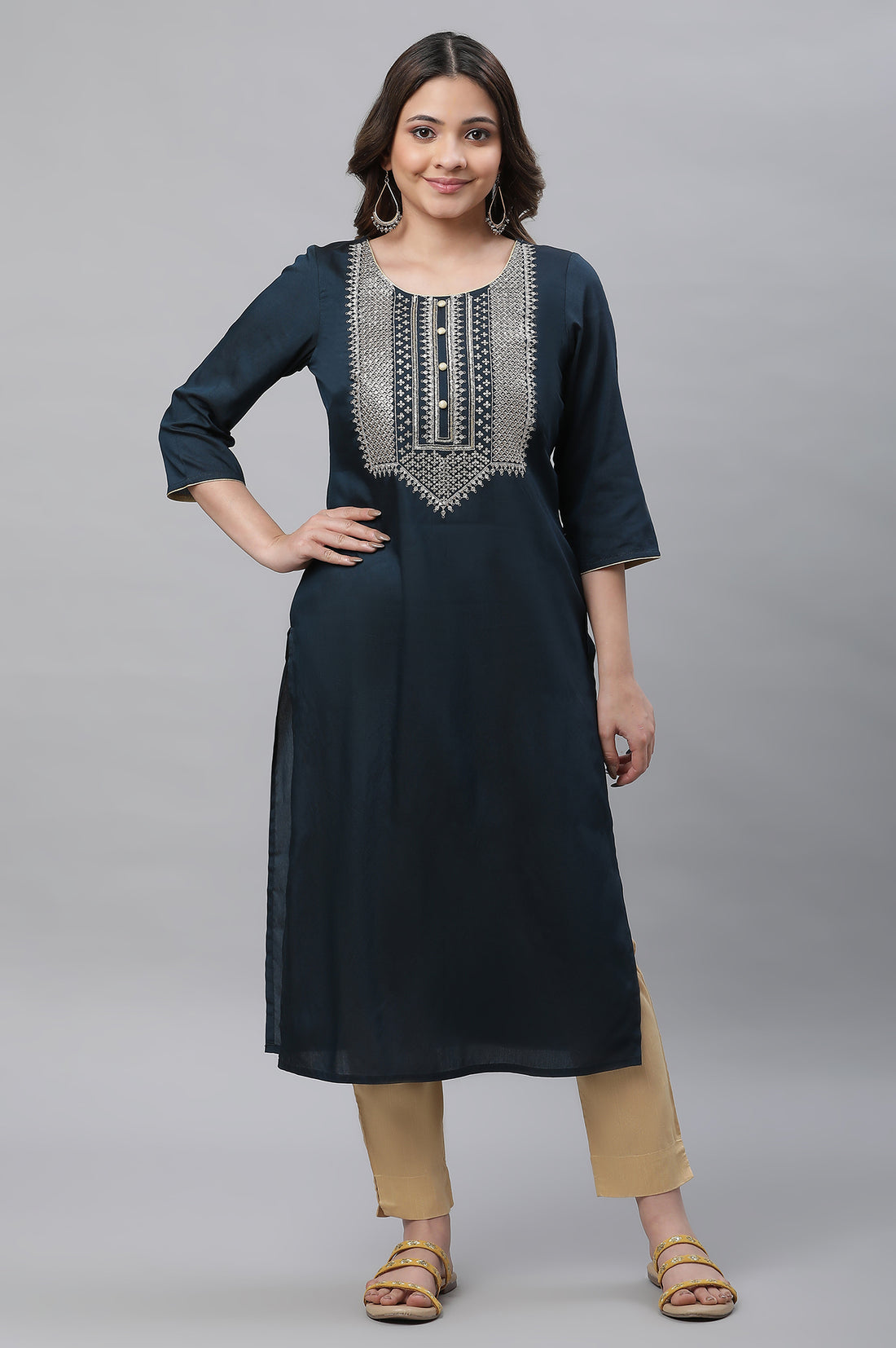 Navy Blue Embroidered Zari Work Straight Woven Kurta