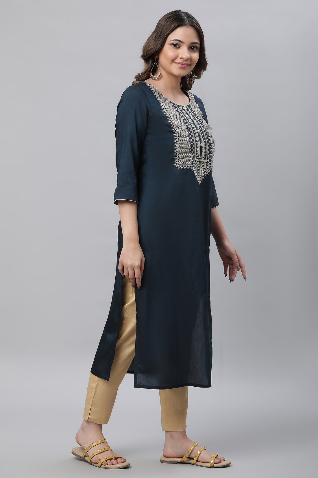 Navy Blue Embroidered Zari Work Straight Woven Kurta