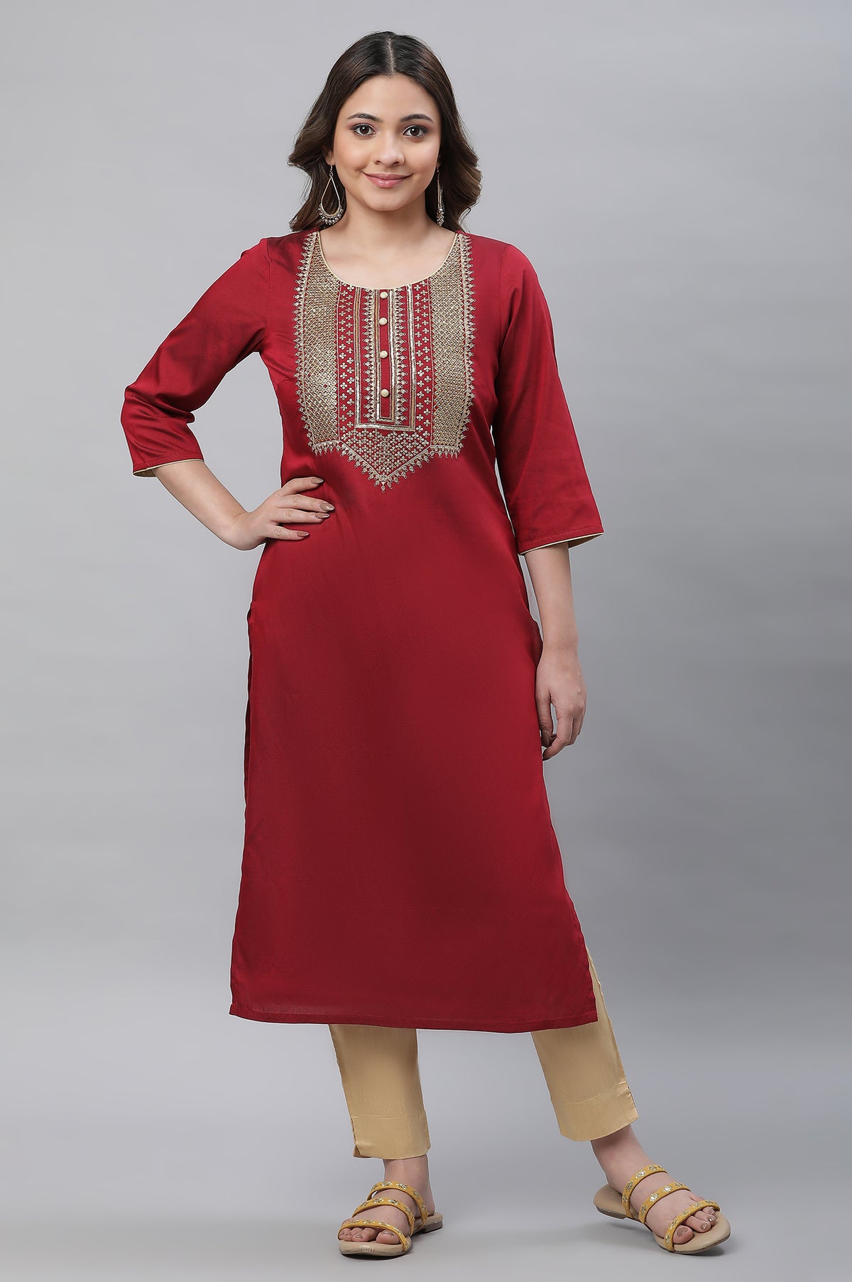 Red Zari Embroidered Festive Kurta - M