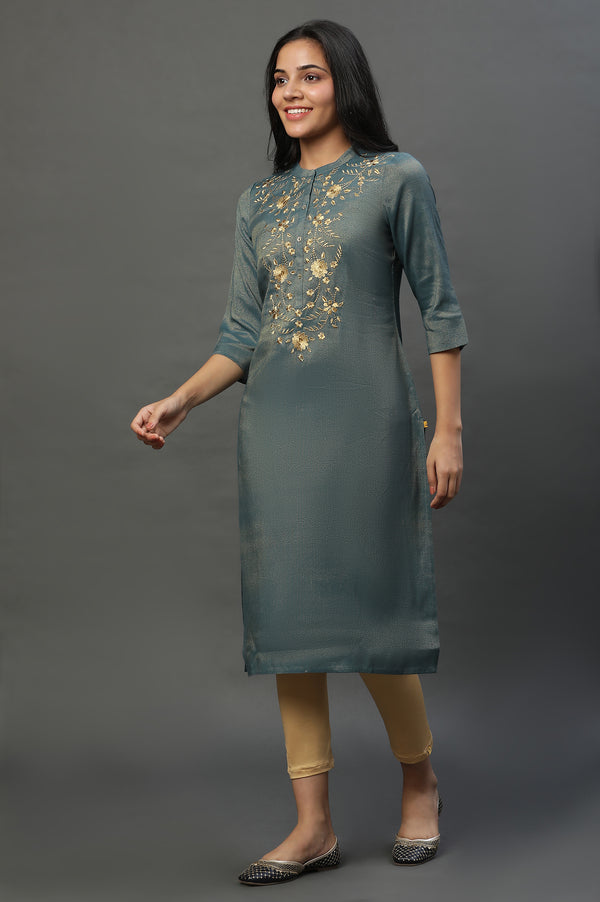 Green Embroidered Straight Kurta