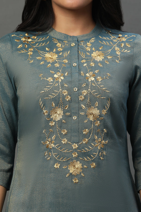 Green Embroidered Straight Kurta