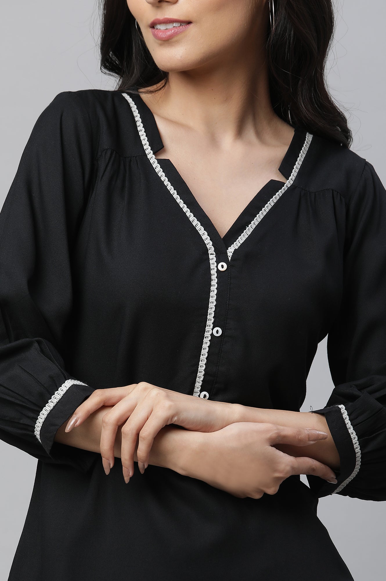 Three Quarter Sleeves V-Neck Kurti