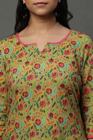 Green Floral Printed Cotton Straight Kurti