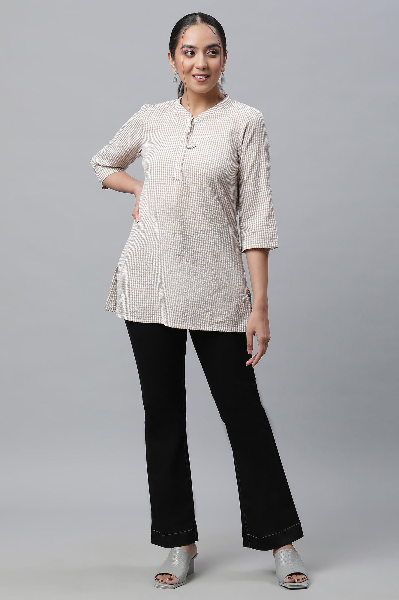 Beige Seer Sucker Checker Kurta