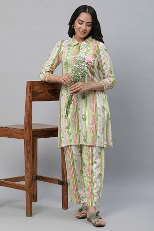 Green Kurta &amp; Trousers Co-ord Set in Multi-coloured Print