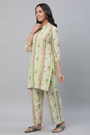 Green Kurta &amp; Trousers Co-ord Set in Multi-coloured Print