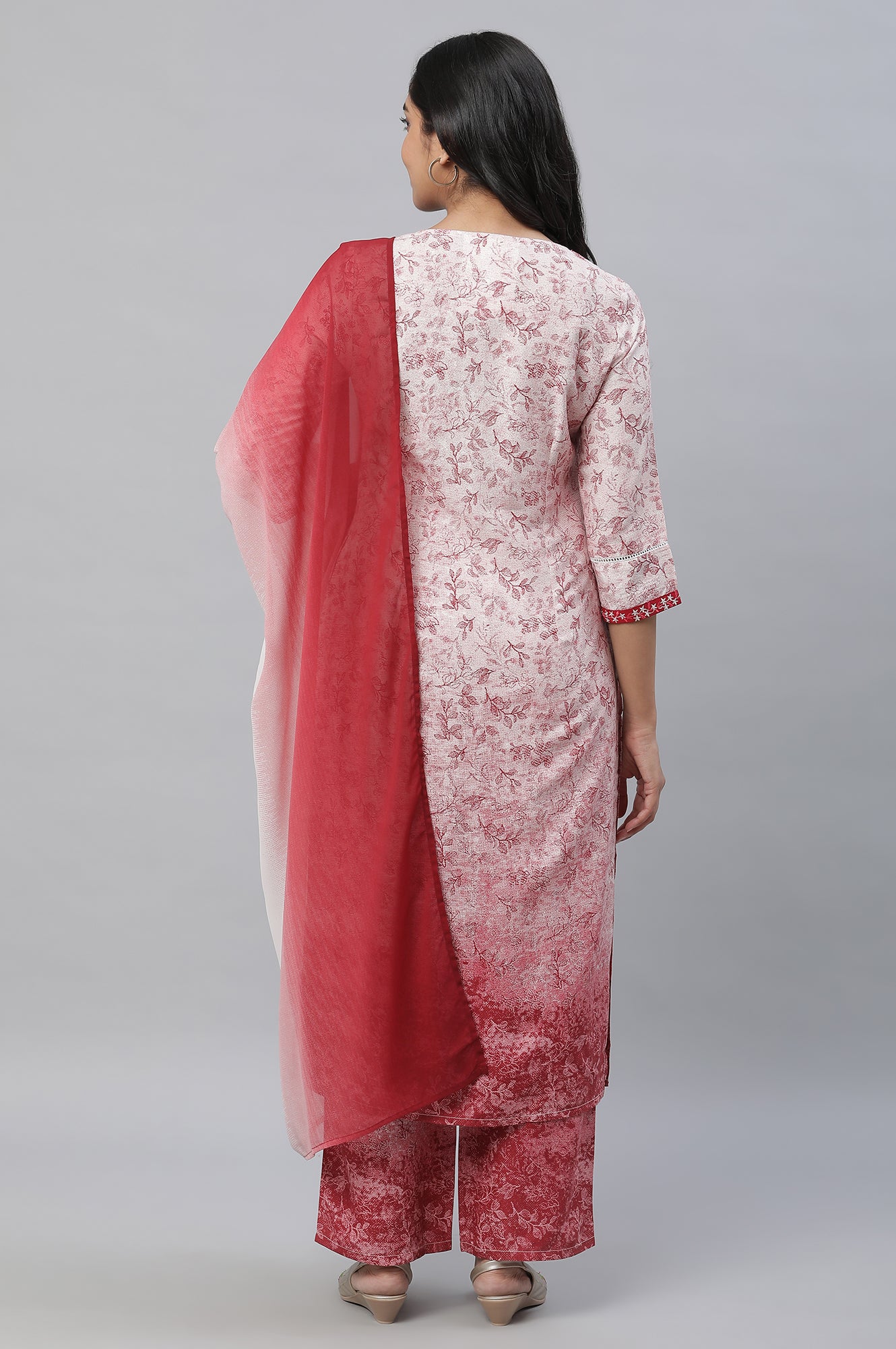 Red Floral Printed Kurta, Pants &amp; Dupatta Set