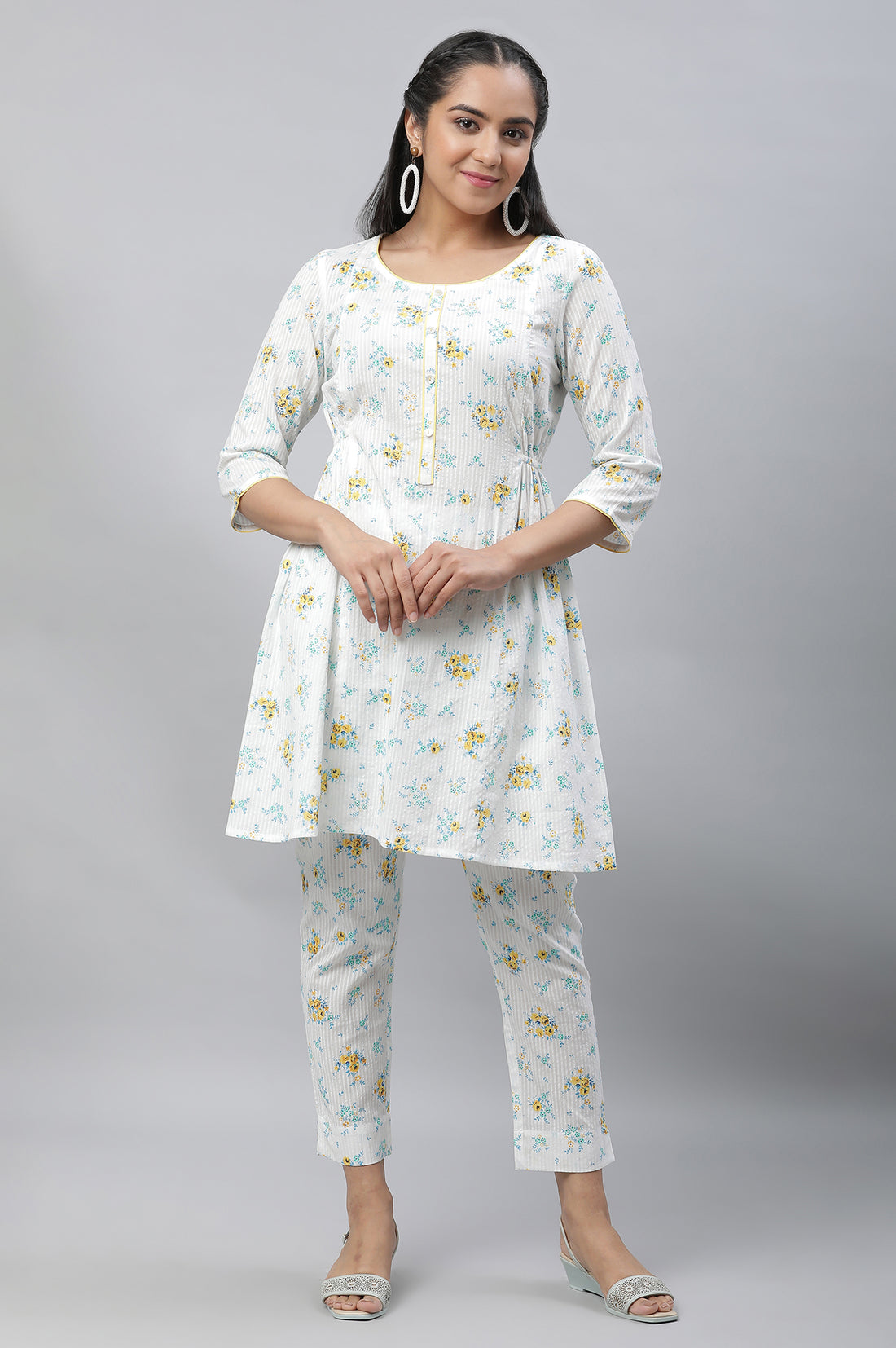 White Textured Cotton Kurta and Pants Co-ord Set