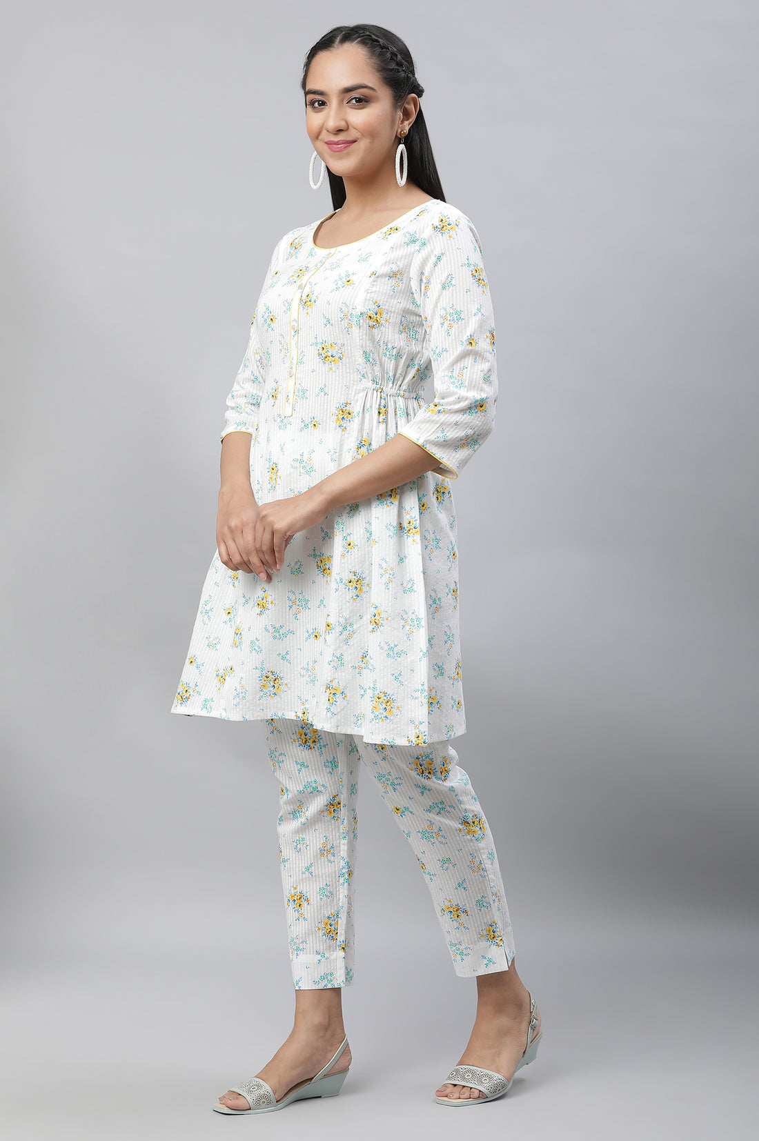 White Textured Cotton Kurta and Pants Co-ord Set