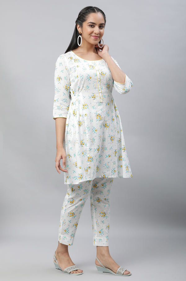 White Textured Cotton Kurta and Pants Co-ord Set