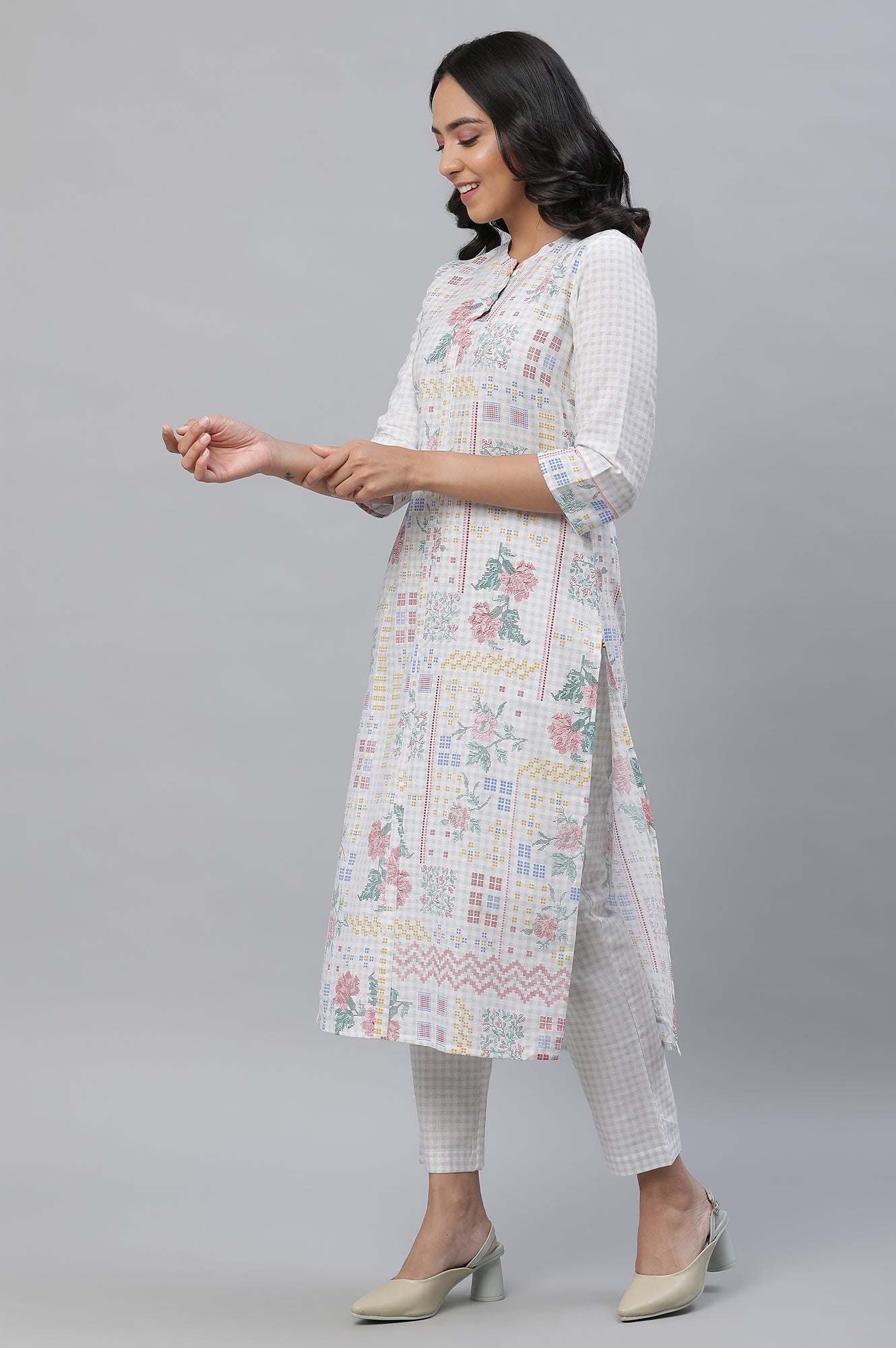 White Floral Printed Kurta &amp; Trouser Set