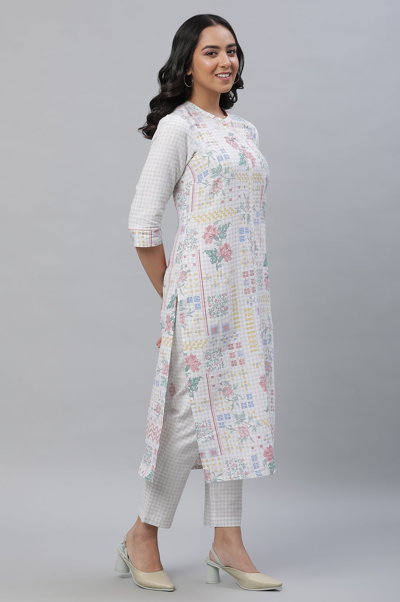 White Floral Printed Kurta &amp; Trouser Set